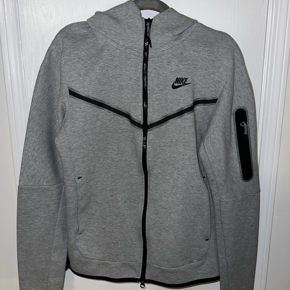 Gray Nike tech jacket